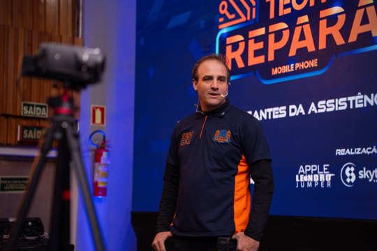 Leandro Jumper